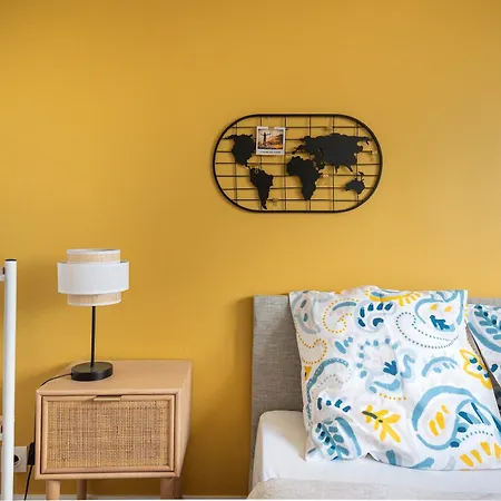 Ps4 Pour Longs Sejours - Parking Gratuit, Wifi Fibre, Calme - Parfait Familles & Groupes Apartment