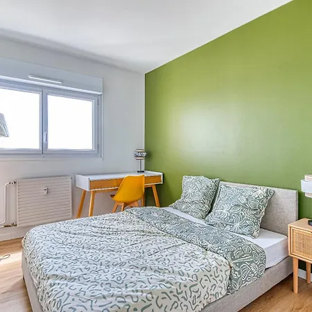 Ps4 Pour Longs Sejours - Parking Gratuit, Wifi Fibre, Calme - Parfait Familles & Groupes Apartment Angers