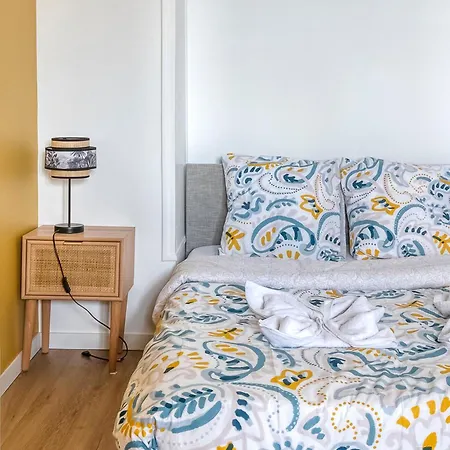 Grand 10 Pers, Ventilateur, 5 & Parking Gratuit Lägenhet *