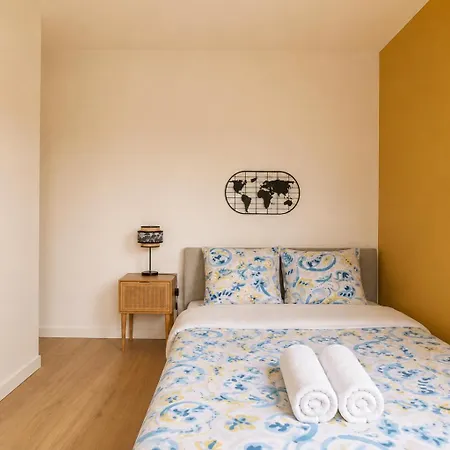 Grand 10 Pers, Ventilateur, 5 & Parking Gratuit Lägenhet