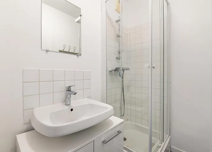 Super 10 - Grand 10 Personnes, 5 Chambres, Parking, Wifi Fibre * Ανζέρ