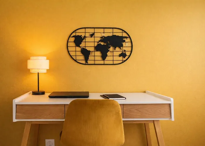 Apartment Super 10 - Grand 10 Personnes, 5 Chambres, Parking, Wifi Fibre *